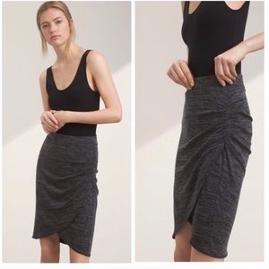 Aritzia Wilfred Free Tyra Skirt Size M